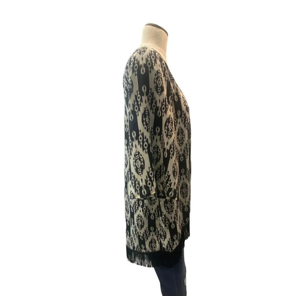 Studio Y Black and White Open Front Cardigan with Fringe - Picture 5 of 7